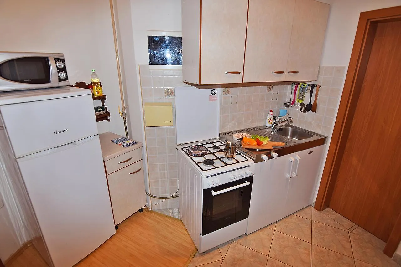 Apartments Jeromela Fažana