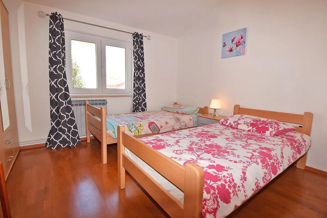 Apartments Jeromela Fažana